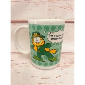 GARFIELD Vintage Enesco St Patricks Day Mug Lean Green Party Machine 1978